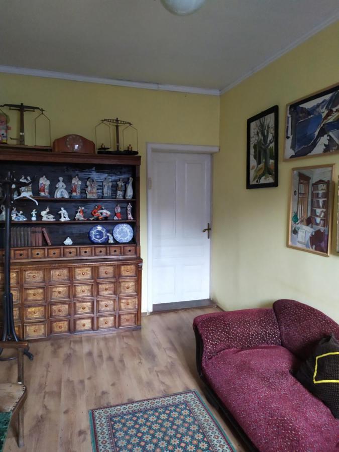 Hotel Vilni Kimnaty Mukačevo Esterno foto